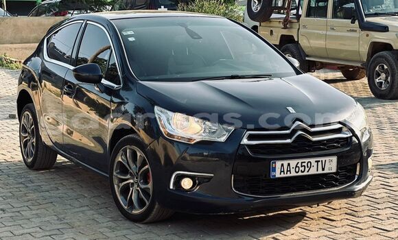 Buy Import Citroen DS4 Black Car in Dakar in Dakar Buy Import Citroen DS4 Black Car in Dakar in Dakar