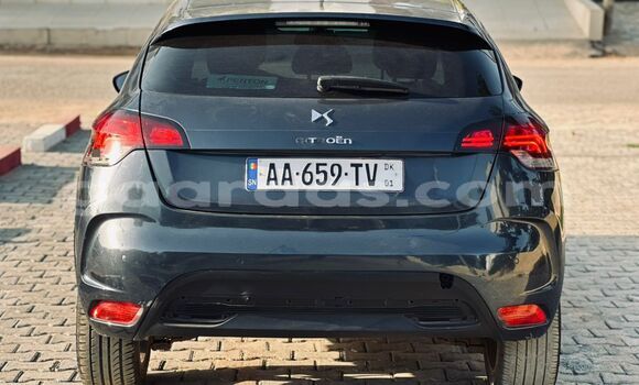 Buy Import Citroen DS4 Black Car in Dakar in Dakar Buy Import Citroen DS4 Black Car in Dakar in Dakar