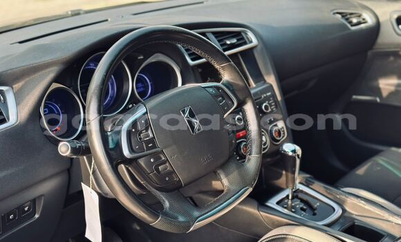 Buy Import Citroen DS4 Black Car in Dakar in Dakar Buy Import Citroen DS4 Black Car in Dakar in Dakar