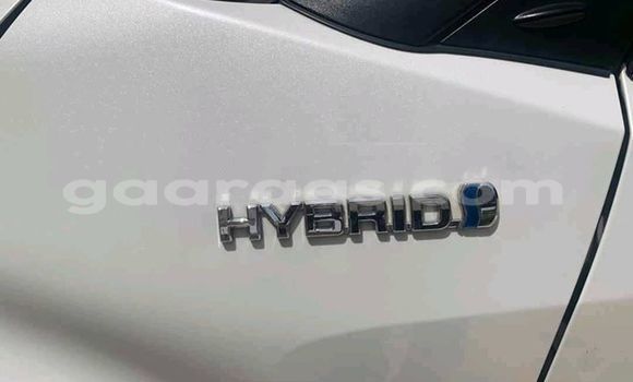 Acheter Occasion Voiture Toyota C-HR Blanc à Dakar, Dakar Acheter Occasion Voiture Toyota C-HR Blanc à Dakar, Dakar