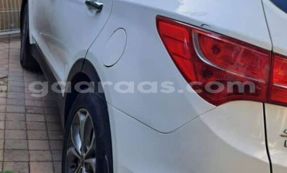 Dieundeu Occasion Hyundai Santa Fe Other Auto in Dakar in Dakar Dieundeu Occasion Hyundai Santa Fe Other Auto in Dakar in Dakar