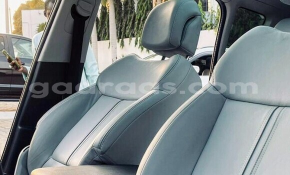 Acheter Occasion Voiture Peugeot 3008 Blanc à Dakar, Dakar Acheter Occasion Voiture Peugeot 3008 Blanc à Dakar, Dakar