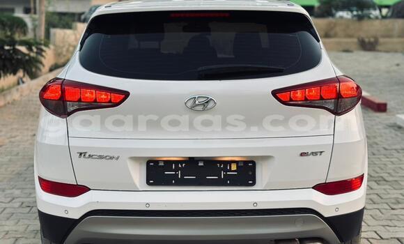Buy Import Hyundai Tucson White Car in Dakar in Dakar Buy Import Hyundai Tucson White Car in Dakar in Dakar