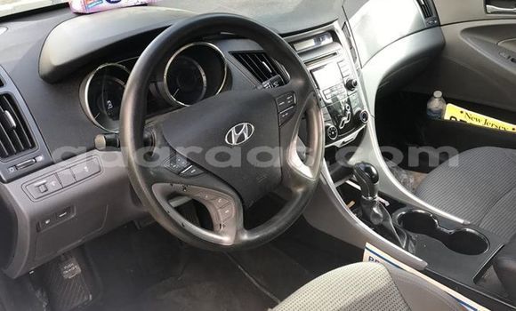 Buy Used Hyundai Sonata Silver Car in Dakar in Dakar Buy Used Hyundai Sonata Silver Car in Dakar in Dakar