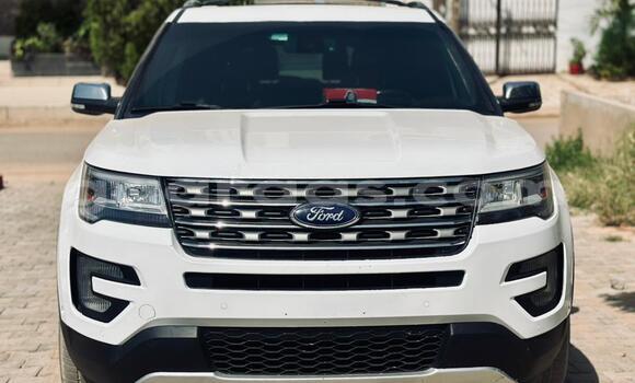 Acheter Import Voiture Ford Explorer Blanc à Dakar, Dakar