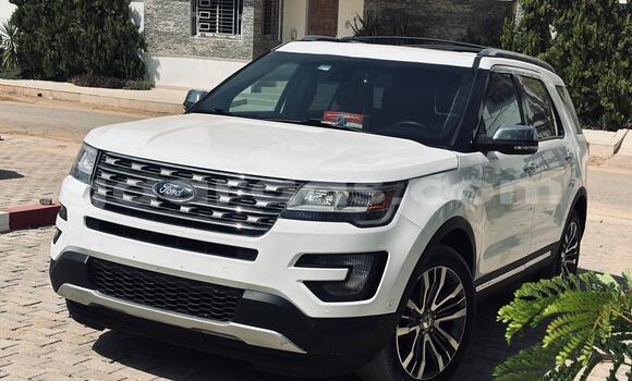 Buy Import Ford Explorer White Car in Dakar in Dakar Buy Import Ford Explorer White Car in Dakar in Dakar