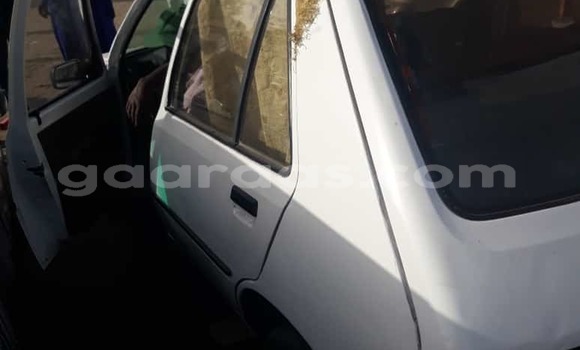 Dieundeu Occasion Peugeot 205 White Auto in Dakar in Dakar Dieundeu Occasion Peugeot 205 White Auto in Dakar in Dakar