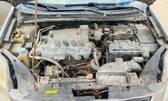 Dieundeu Occasion Nissan Sentra Silver Auto in Dakar in Dakar Dieundeu Occasion Nissan Sentra Silver Auto in Dakar in Dakar