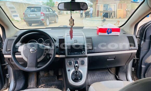 Dieundeu Occasion Nissan Sentra Silver Auto in Dakar in Dakar Dieundeu Occasion Nissan Sentra Silver Auto in Dakar in Dakar