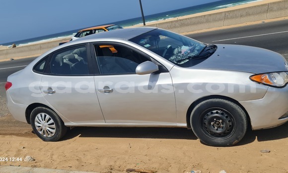 Buy Used Hyundai Elantra Silver Car in Dakar in Dakar