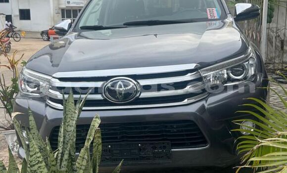 Acheter Occasion Voiture Toyota Hilux Gris à Dakar, Dakar Acheter Occasion Voiture Toyota Hilux Gris à Dakar, Dakar