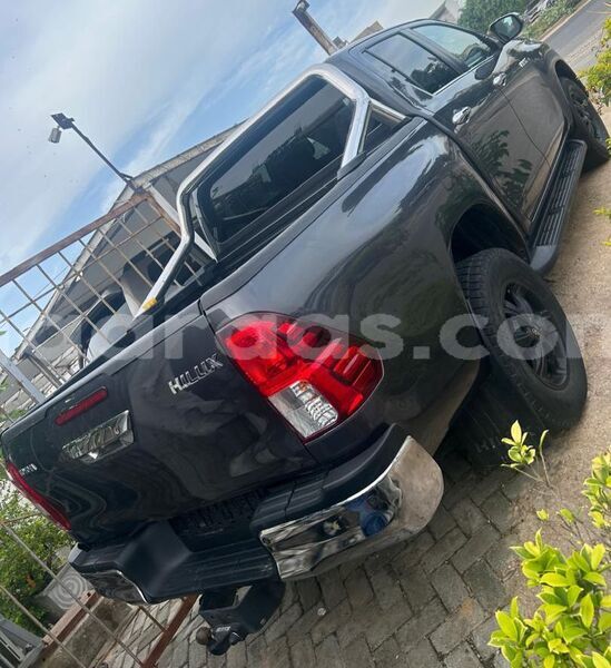 Big with watermark toyota hilux dakar dakar 24755