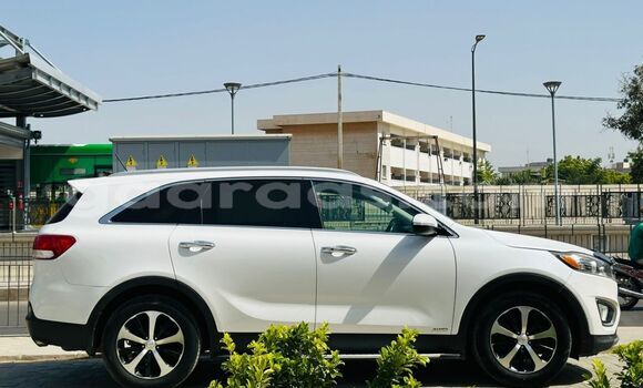 Acheter Occasion Voiture Kia Sorento Blanc à Dakar, Dakar Acheter Occasion Voiture Kia Sorento Blanc à Dakar, Dakar
