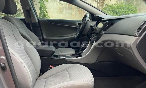 Dieundeu Occasion Hyundai Sonata Silver Auto in Dakar in Dakar Dieundeu Occasion Hyundai Sonata Silver Auto in Dakar in Dakar