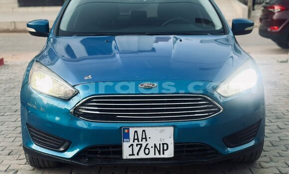 Acheter Import Voiture Ford Focus Bleu à Dakar, Dakar