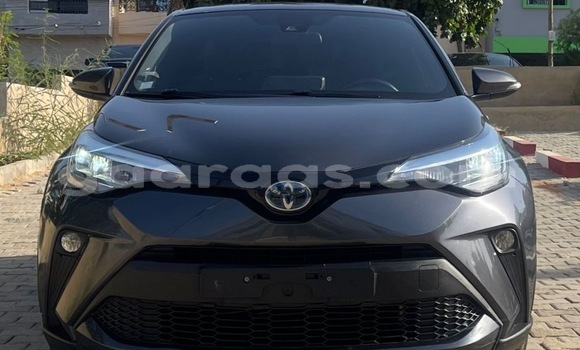 Buy Used Toyota C-HR Other Car in Dakar in Dakar