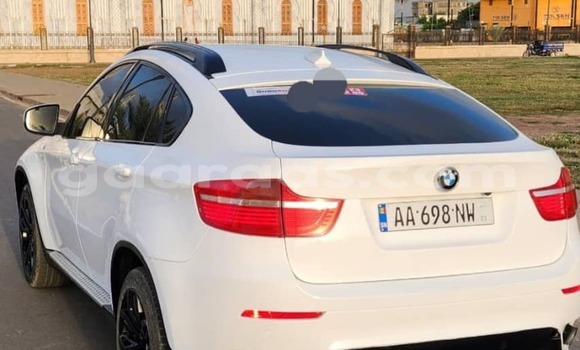 Dieundeu Occasion BMW X6 White Auto in Dakar in Dakar Dieundeu Occasion BMW X6 White Auto in Dakar in Dakar