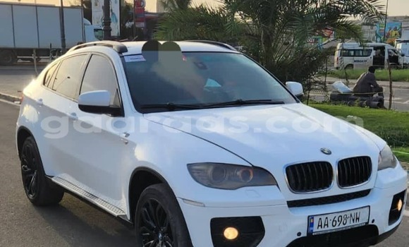 Dieundeu Occasion BMW X6 White Auto in Dakar in Dakar Dieundeu Occasion BMW X6 White Auto in Dakar in Dakar