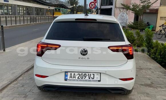 Dieundeu Occasion Volkswagen Polo White Auto in Dakar in Dakar Dieundeu Occasion Volkswagen Polo White Auto in Dakar in Dakar