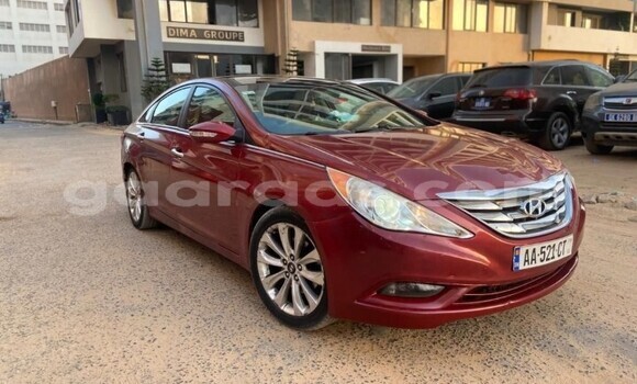 Dieundeu Occasion Hyundai Sonata Red Auto in Dakar in Dakar Dieundeu Occasion Hyundai Sonata Red Auto in Dakar in Dakar