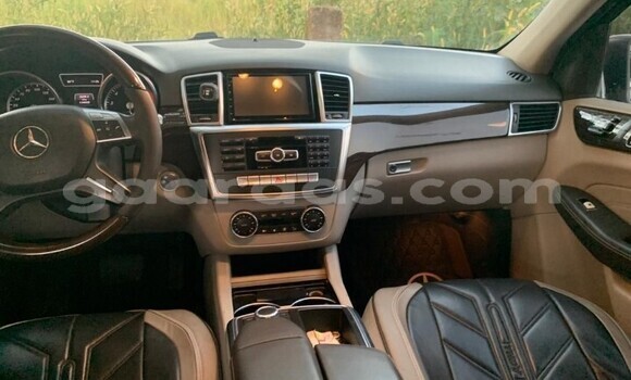 Dieundeu Occasion Mercedes‒Benz ML–Class Other Auto in Dakar in Dakar Dieundeu Occasion Mercedes‒Benz ML–Class Other Auto in Dakar in Dakar