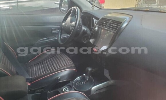 Dieundeu Occasion Mitsubishi RVR Red Auto in Dakar in Dakar Dieundeu Occasion Mitsubishi RVR Red Auto in Dakar in Dakar