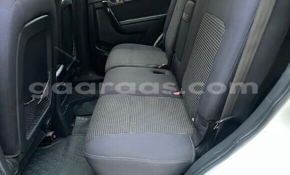 Buy Used Chevrolet Captiva White Car in Dakar in Dakar Buy Used Chevrolet Captiva White Car in Dakar in Dakar