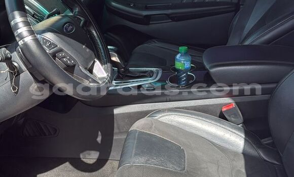 Acheter Occasion Voiture Kia Sorento Blanc à Dakar, Dakar Acheter Occasion Voiture Kia Sorento Blanc à Dakar, Dakar