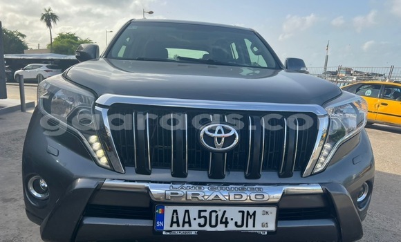 Buy Used Toyota Prado Silver Car in Dakar in Dakar