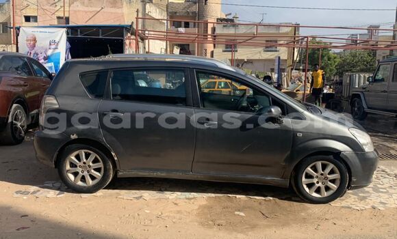 Dieundeu Occasion Toyota Verso Beige Auto in Dakar in Dakar Dieundeu Occasion Toyota Verso Beige Auto in Dakar in Dakar