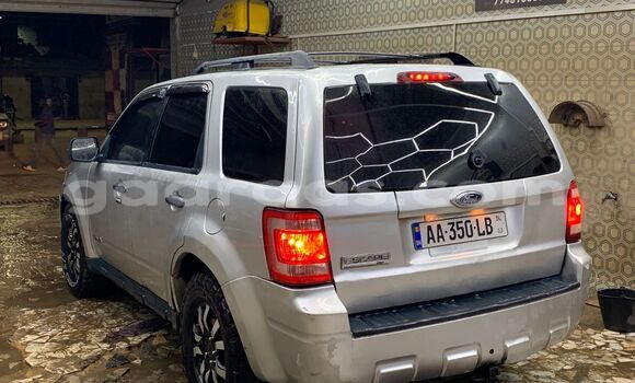 Acheter Occasion Voiture Ford Escape Beige à Dakar, Dakar Acheter Occasion Voiture Ford Escape Beige à Dakar, Dakar