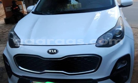 Dieundeu Occasion Kia Sportage White Auto in Dakar in Dakar