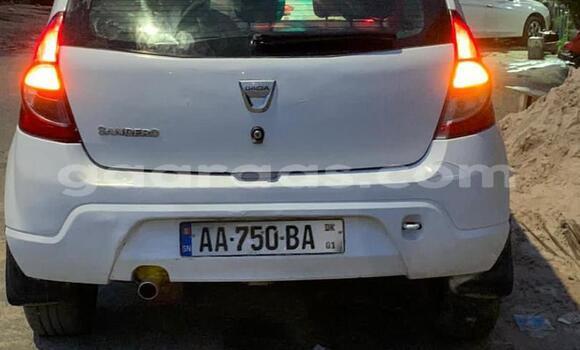 Acheter Occasion Voiture Dacia Sandero Blanc à Dakar, Dakar Acheter Occasion Voiture Dacia Sandero Blanc à Dakar, Dakar