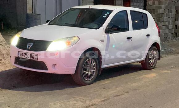 Acheter Occasion Voiture Dacia Sandero Blanc à Dakar, Dakar Acheter Occasion Voiture Dacia Sandero Blanc à Dakar, Dakar