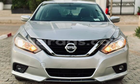 Acheter Import Voiture Nissan Altima Gris à Dakar, Dakar