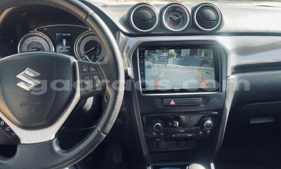 Acheter Occasion Voiture Suzuki Vitara Blanc à Dakar, Dakar Acheter Occasion Voiture Suzuki Vitara Blanc à Dakar, Dakar