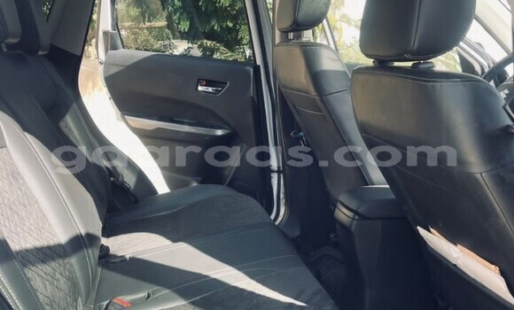 Acheter Occasion Voiture Suzuki Vitara Blanc à Dakar, Dakar Acheter Occasion Voiture Suzuki Vitara Blanc à Dakar, Dakar