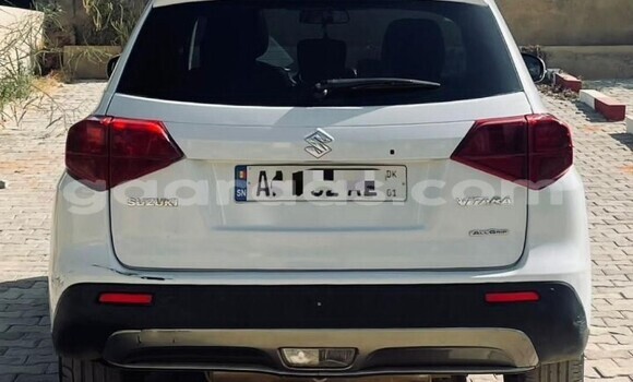 Acheter Occasion Voiture Suzuki Vitara Blanc à Dakar, Dakar Acheter Occasion Voiture Suzuki Vitara Blanc à Dakar, Dakar