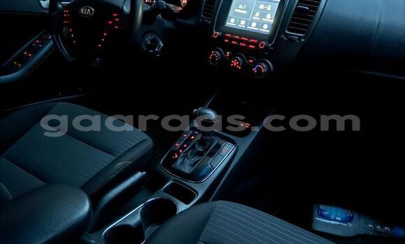 Acheter Occasion Voiture Kia Forte Blanc à Dakar, Dakar Acheter Occasion Voiture Kia Forte Blanc à Dakar, Dakar