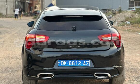 Acheter Occasion Voiture Citroen DS5 Noir à Dakar, Dakar Acheter Occasion Voiture Citroen DS5 Noir à Dakar, Dakar