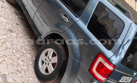 Acheter Occasion Voiture Ford Escape Bleu à Dakar, Dakar Acheter Occasion Voiture Ford Escape Bleu à Dakar, Dakar