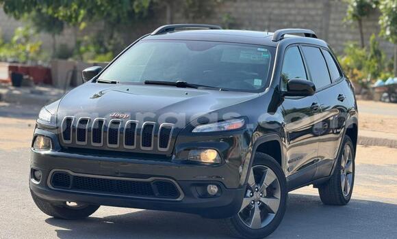 Acheter Occasion Voiture Jeep Cherokee Noir à Dakar, Dakar Acheter Occasion Voiture Jeep Cherokee Noir à Dakar, Dakar