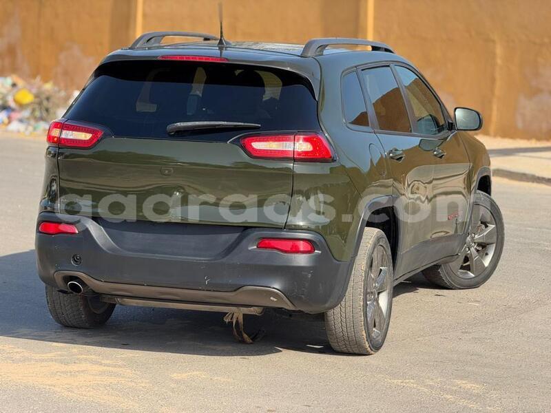 Big with watermark jeep cherokee dakar dakar 24902