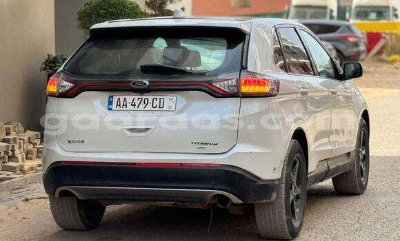 Acheter Occasion Voiture Ford Edge Blanc à Dakar, Dakar Acheter Occasion Voiture Ford Edge Blanc à Dakar, Dakar