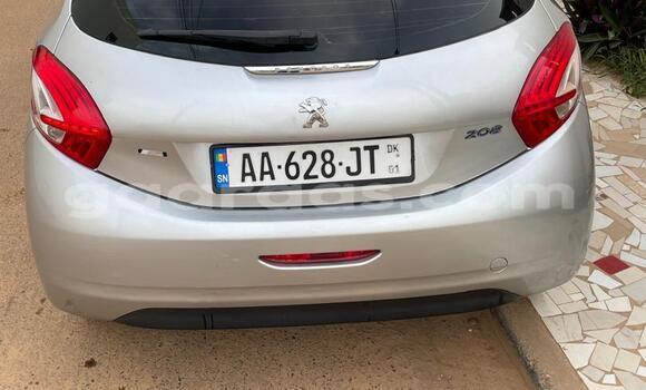 Acheter Occasion Voiture Peugeot 208 Gris à Dakar, Dakar Acheter Occasion Voiture Peugeot 208 Gris à Dakar, Dakar