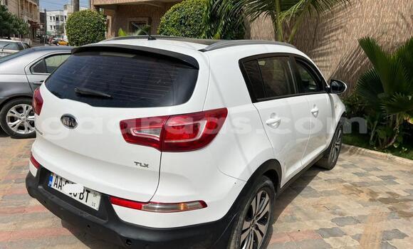 Acheter Occasion Voiture Kia Sportage Blanc à Dakar, Dakar Acheter Occasion Voiture Kia Sportage Blanc à Dakar, Dakar
