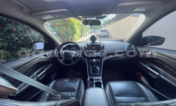 Dieundeu Occasion Ford Escape Red Auto in Dakar in Dakar Dieundeu Occasion Ford Escape Red Auto in Dakar in Dakar