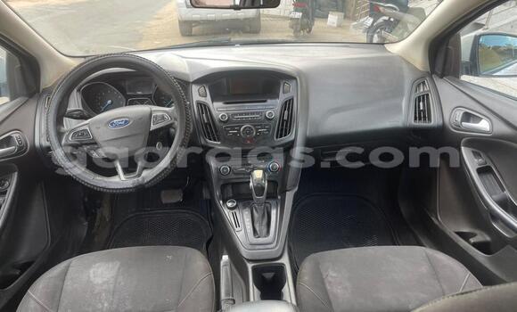 Acheter Occasion Voiture Ford Focus Blanc à Dakar, Dakar Acheter Occasion Voiture Ford Focus Blanc à Dakar, Dakar