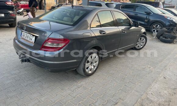 Acheter Occasion Voiture Mercedes‒Benz C-klasse Beige à Dakar, Dakar Acheter Occasion Voiture Mercedes‒Benz C-klasse Beige à Dakar, Dakar
