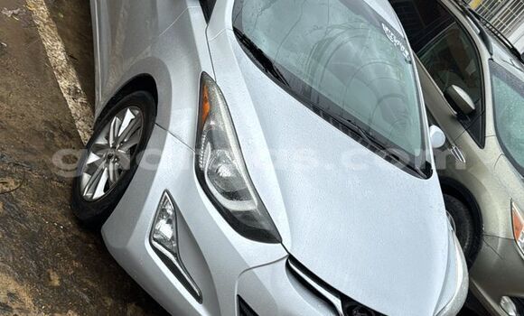 Acheter Occasion Voiture Hyundai Elantra Beige à Dakar, Dakar Acheter Occasion Voiture Hyundai Elantra Beige à Dakar, Dakar